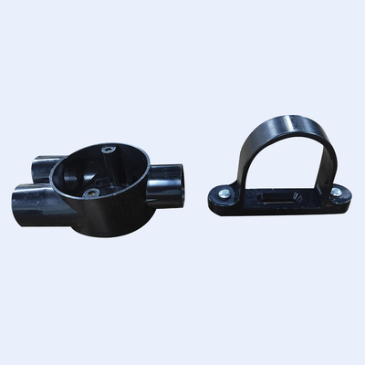 Муфта проводника PVC GI женщины 38mm ранга ABC с зоной латунного винта поставщик